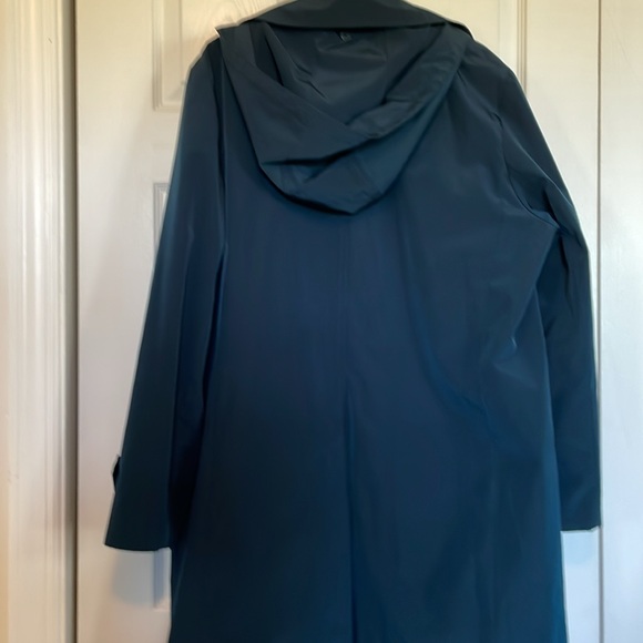 Women’s London Fog XL blue steel rain coat. - Picture 9 of 15